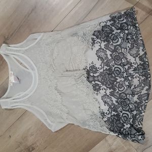 No Boundaries layered tank